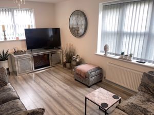Lounge- click for photo gallery